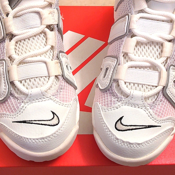 NEW Youth Nike Air More Uptempo Shoes - Picture 15 of 16